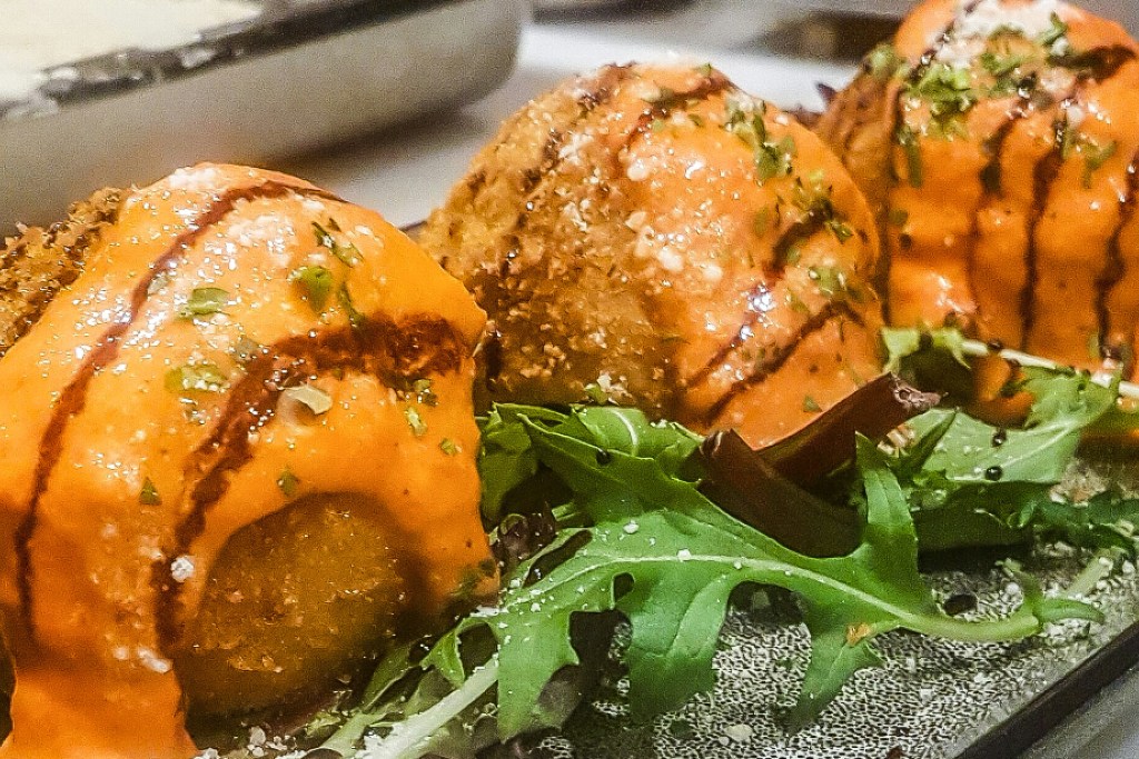 Arancini balls with roasted bell pepper sauce chef duminda  style